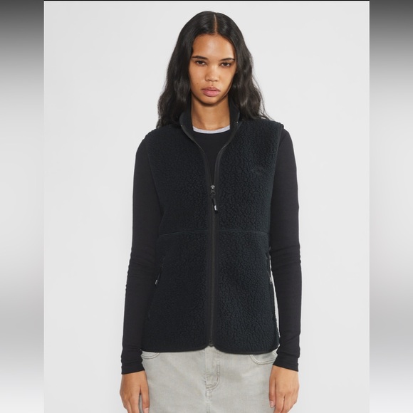 TNA Vest - Picture 9 of 11